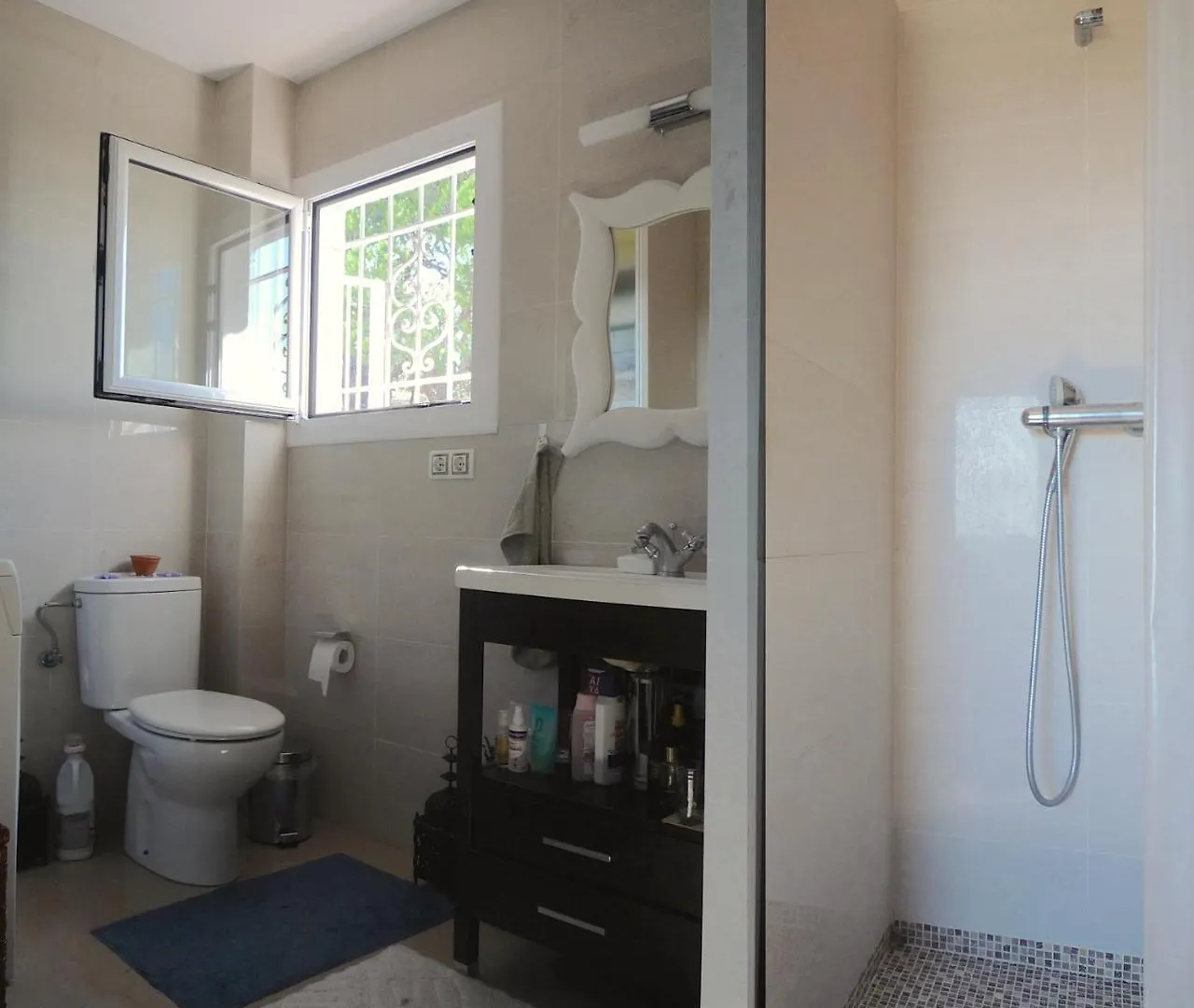 Lets Holidays Best View Apartment トッサ・デ・マール